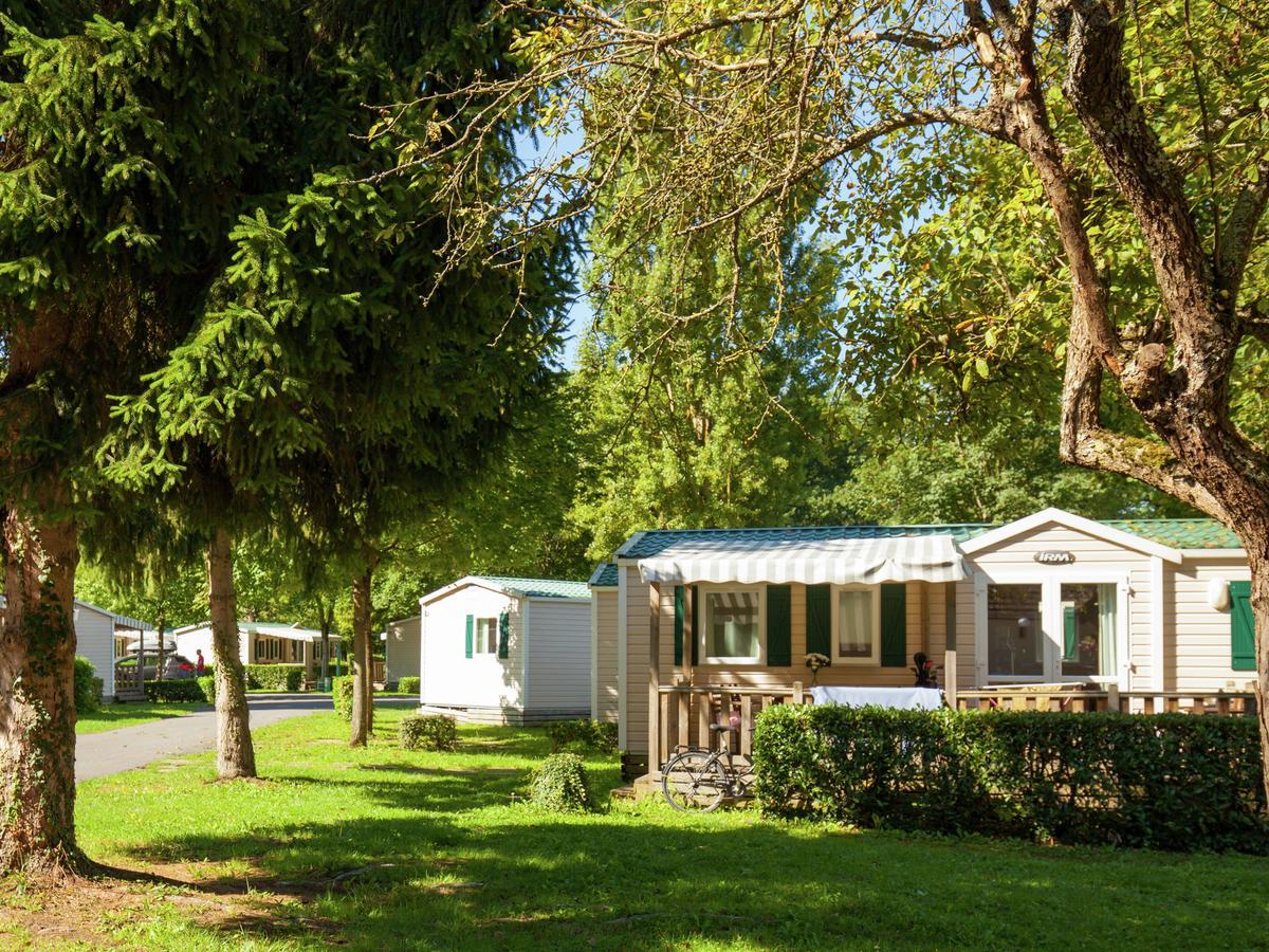 Voulangis Neat Mobile Home With Porch In The Nature Outside Of Paris מראה חיצוני תמונה